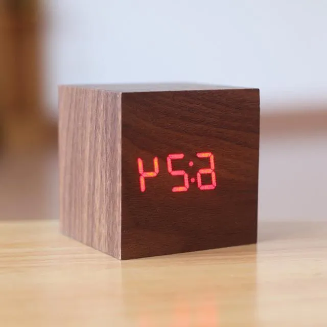 Modern Digital Wood Clock